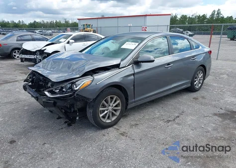 2019 Hyundai Sonata Se z USA, uszkodzony, nr VIN 5NPE24AF5KH769061